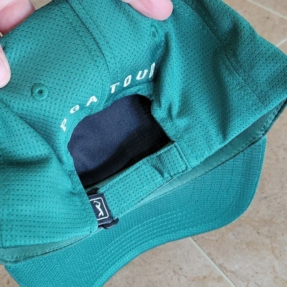 NEW! PGA Airflux Mesh Golf Baseball Cap.